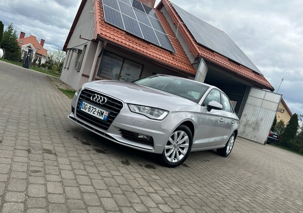 Audi A3 cena 49900 przebieg: 169555, rok produkcji 2015 z Ostrołęka małe 172